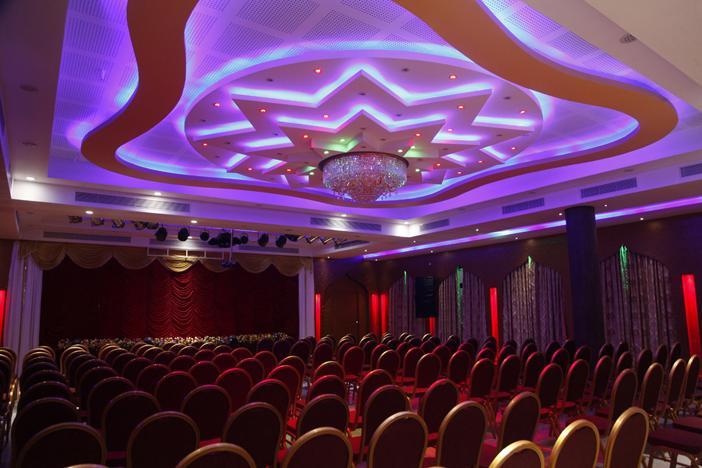 Hotel Hiton Perintalmanna Екстер'єр фото
